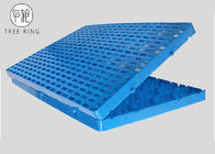 Tipo sottile bordi di stuoia di plastica collegati piccola dimensione dei pallet dell'HDPE per il pavimento del magazzino