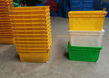 Euro casse di plastica igieniche perforate colorate dell'imballaggio 630 * 420 * 315 millimetri di HDPE